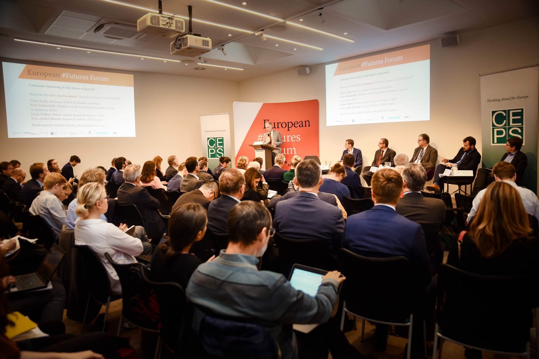 Featured image: EFF conference in 2019 in Brussels organised by Visegrad Insight – Res Publica Foundation jointly with CEPS.